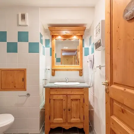 Cosy 3 Pieces, Piscine, Sauna, Hammam, A 100m Des Pistes, Parking Couvert Inclus - Fr-1-351-28 公寓 *